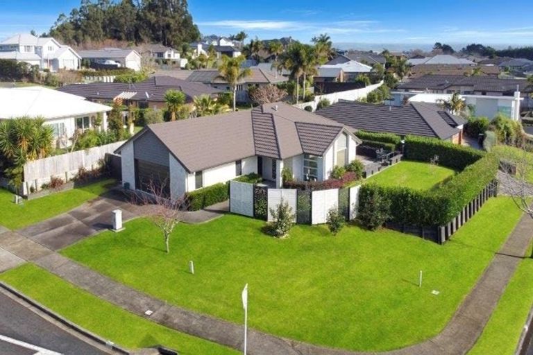 Photo of property in 2 Dayna Avenue, Ohauiti, Tauranga, 3112