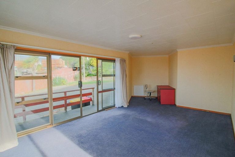 Photo of property in 15 Blackwater Street, Bluff, 9814