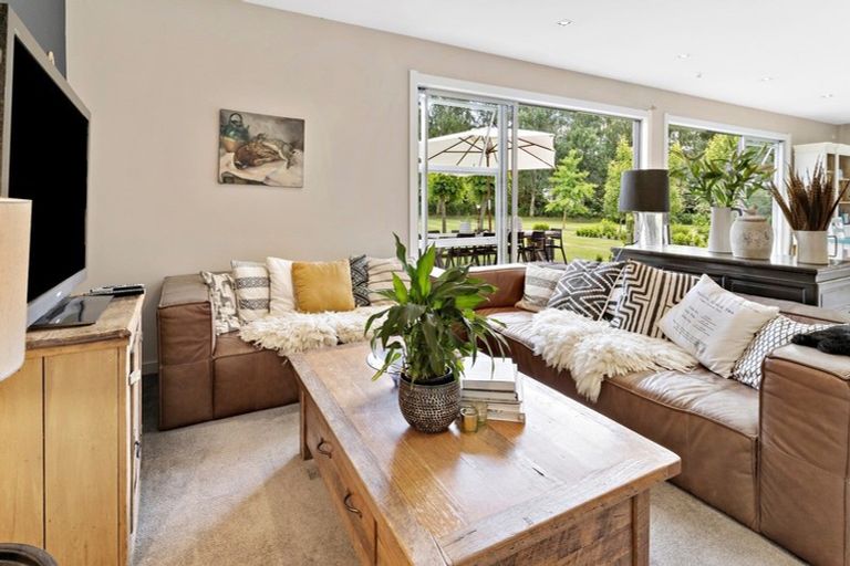 Photo of property in 152 Willow Park Drive, Opaki, Masterton, 5871