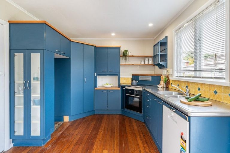 Photo of property in 7 Marshall Street, Karori, Wellington, 6012