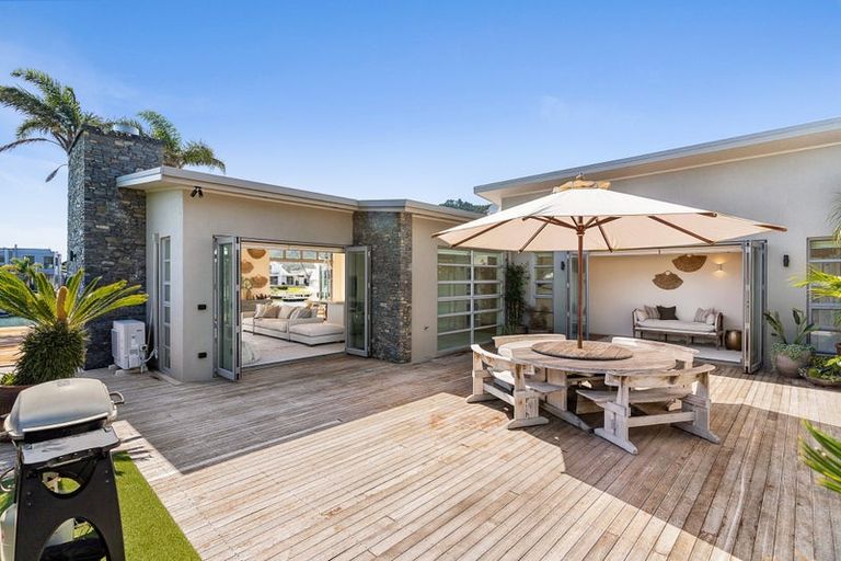 Photo of property in 156 Waterways Parade, Pauanui, Hikuai, 3579