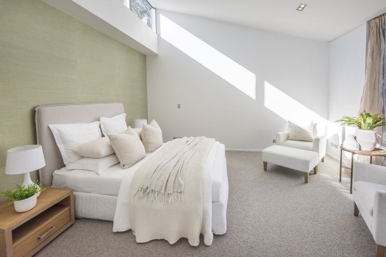 Photo of property in 53a Stanley Point Road, Stanley Point, Auckland, 0624