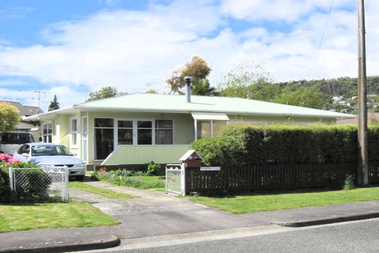 Photo of property in 3 Rotoiti Street, Tahunanui, Nelson, 7011