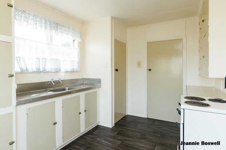 Photo of property in 4 Herrington Street, Foxton, 4814