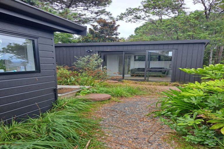 Photo of property in 20-22 Austin Road, Greenhithe, Auckland, 0632