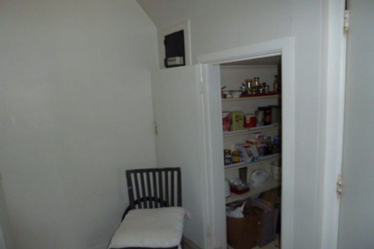 Photo of property in 10 Levy Street, Mount Victoria, Wellington, 6011