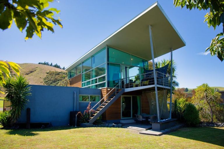 Photo of property in 13 Kotare Place, South Bay, Kaikoura, 7300