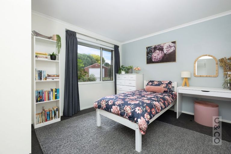 Photo of property in 58 Muriwai Road, Waimauku, 0812