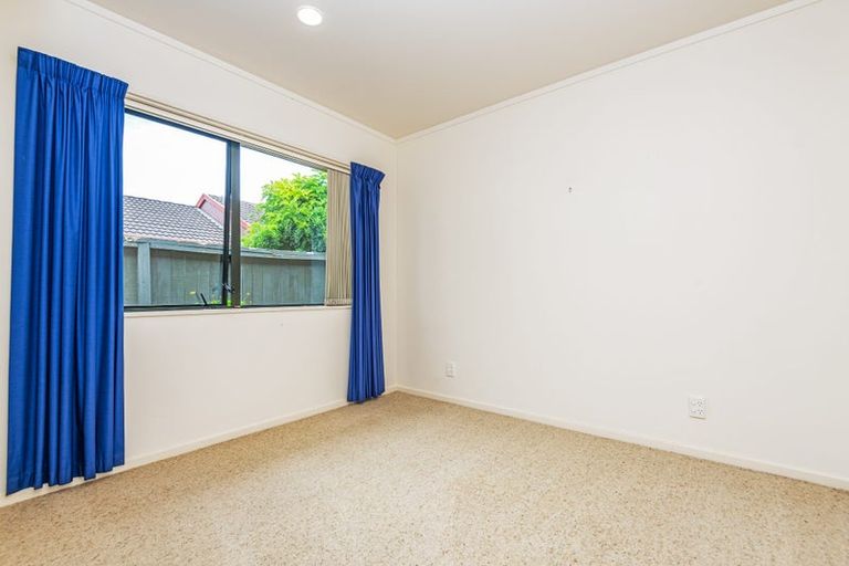 Photo of property in 100 Amberley Avenue, Highbury, Palmerston North, 4412