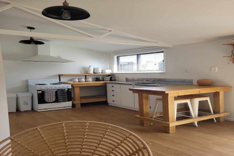 Photo of property in 94a Simpson Road, Papamoa Beach, Papamoa, 3118