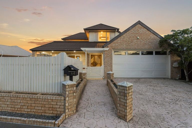 Photo of property in 2/46 Orlando Crescent, Waimairi Beach, Christchurch, 8083