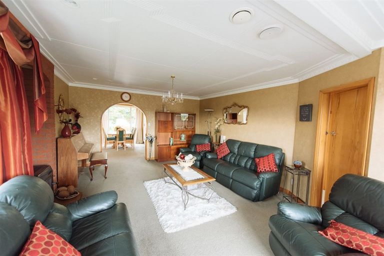Photo of property in 75 Wilson Road, Balclutha, 9230