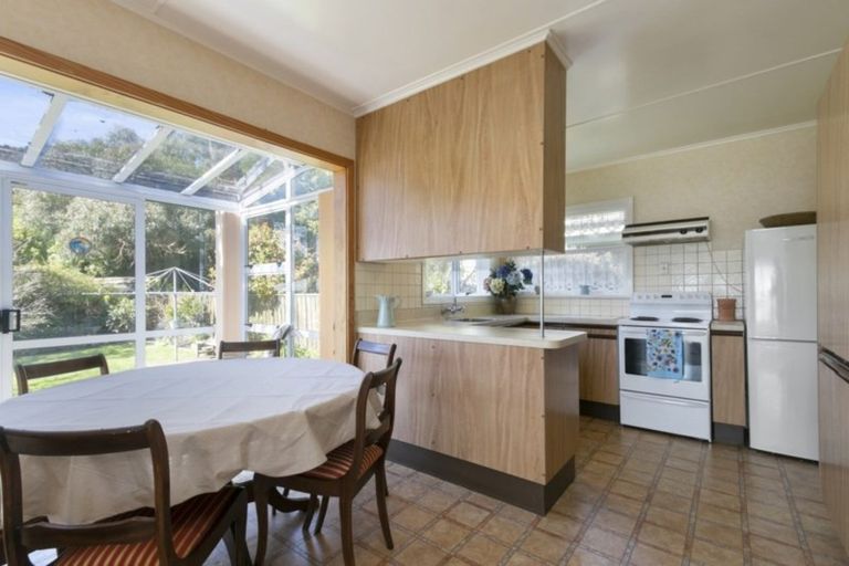 Photo of property in 9 Willis Grove, Wainuiomata, Lower Hutt, 5014