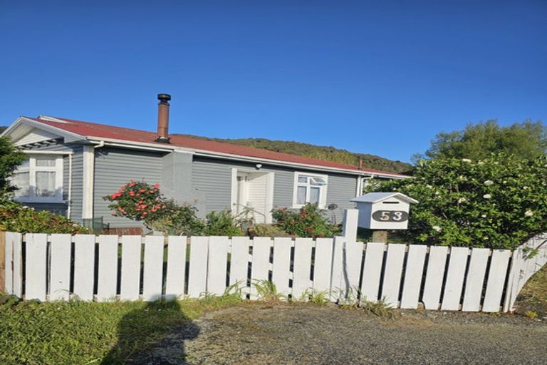 Photo of property in 53 Nelson Quay, Cobden, Greymouth, 7802