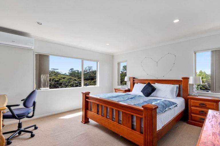 Photo of property in 11 Philadelphia Avenue, Albany Heights, Auckland, 0632