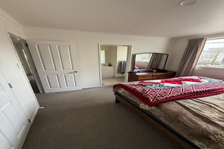 Photo of property in 5a Margarita Rise, Pukekohe, 2120