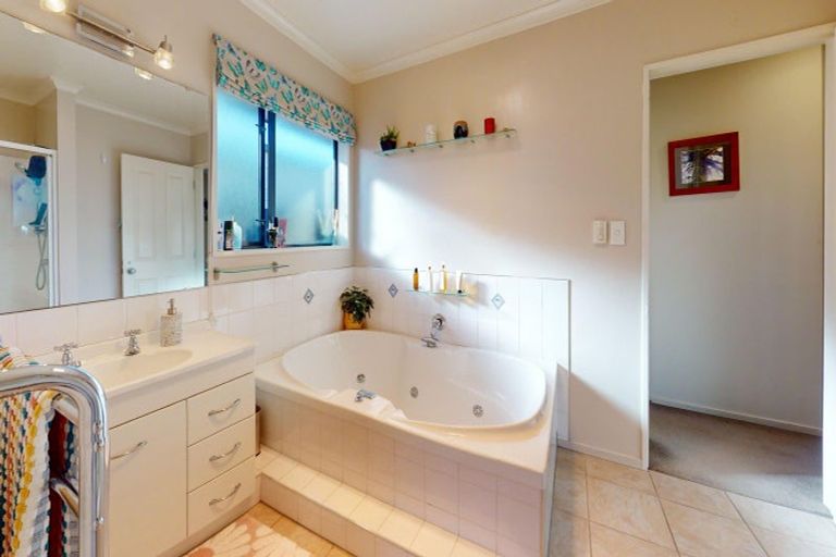 Photo of property in 21 Agnes Street, Tinwald, Ashburton, 7700