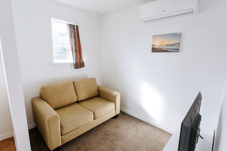 Photo of property in 210 Archers Road, Glenfield, Auckland, 0629