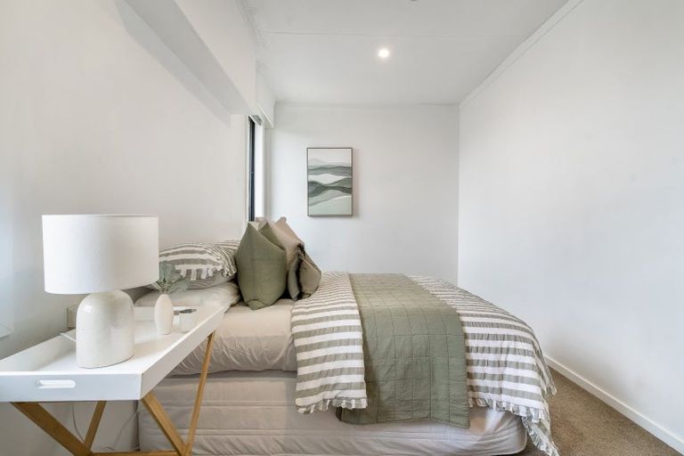 Photo of property in 32 Mary Street, Winton, 9720