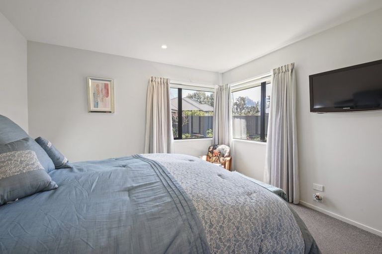 Photo of property in 1 Stratford (pvt) Way, Rangiora, 7400