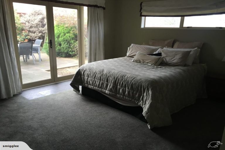 Photo of property in 71 Broadhaven Avenue, Parklands, Christchurch, 8083