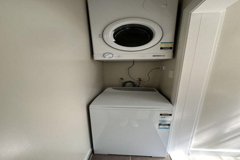 Photo of property in 339 Karori Road, Karori, Wellington, 6012