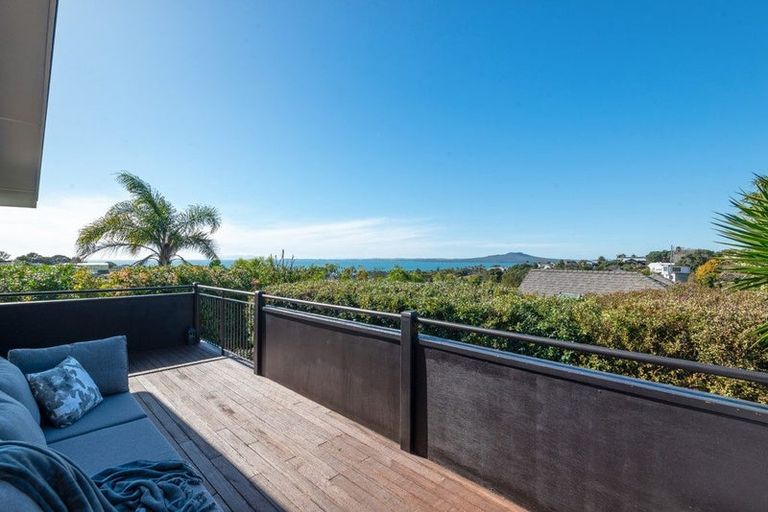 Photo of property in 19 Aberdeen Road, Castor Bay, Auckland, 0620
