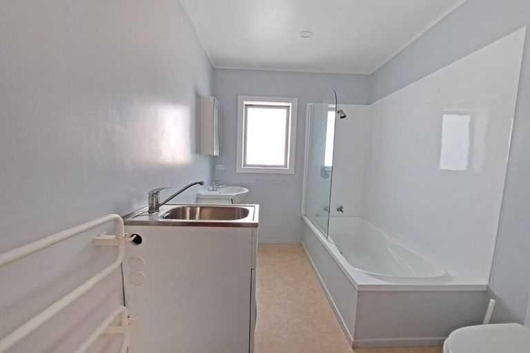 Photo of property in 7 Oldham Way, Crofton Downs, Wellington, 6035