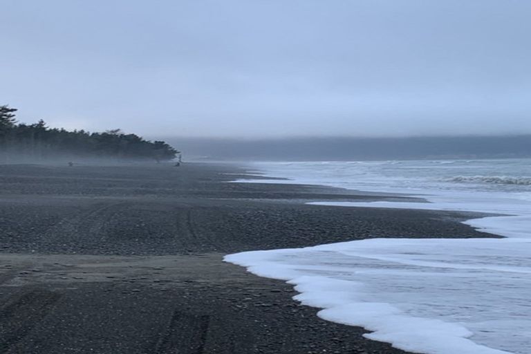 Photo of property in 12 Chamberlain Avenue, Amberley, 7481