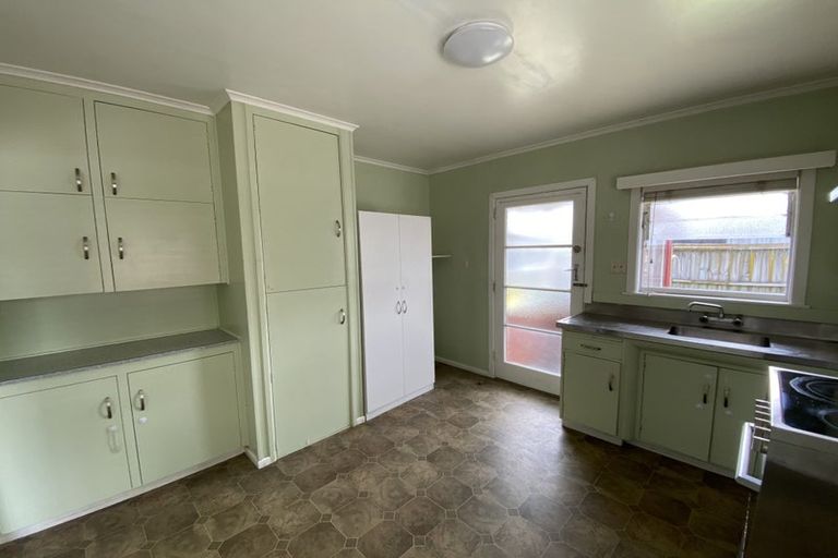 Photo of property in 5/134 Onewa Road, Northcote, Auckland, 0627