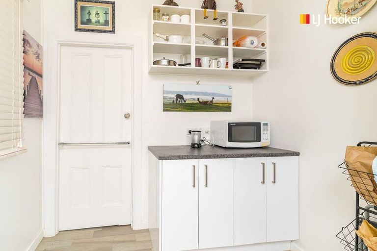 Photo of property in 22 Moerangi Street, Broad Bay, Dunedin, 9014