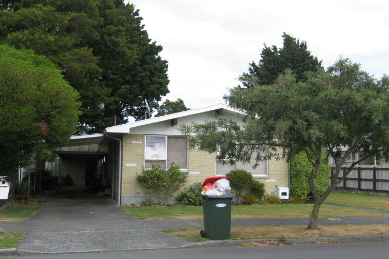 Photo of property in 8 Kentucky Street, Totara Park, Upper Hutt, 5018