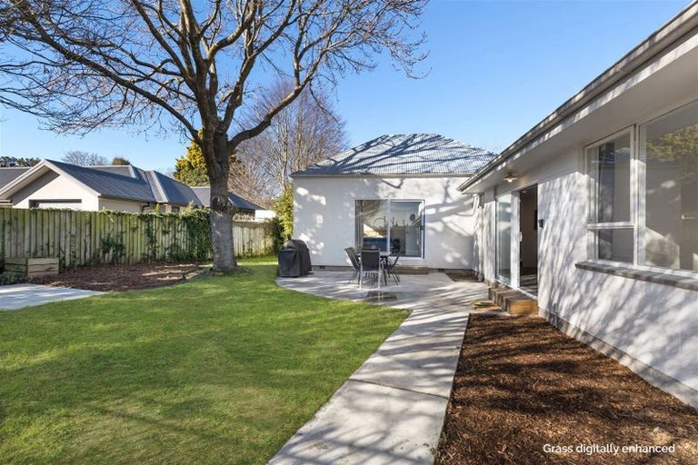 Photo of property in 69b Aorangi Road, Bryndwr, Christchurch, 8053