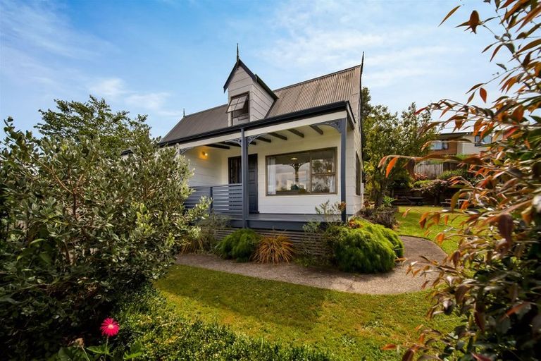 Photo of property in 6 Warkworth Grove, Bell Block, New Plymouth, 4312