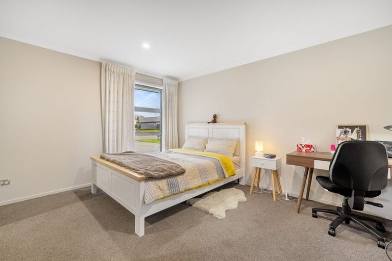 Photo of property in 32 Parklea Avenue, Halswell, Christchurch, 8025