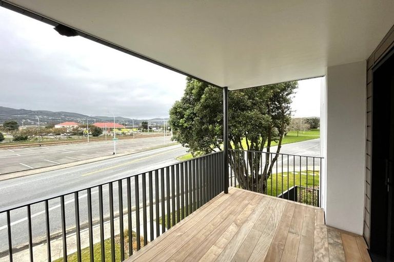 Photo of property in 101/94 Cambridge Terrace, Waterloo, Lower Hutt, 5011