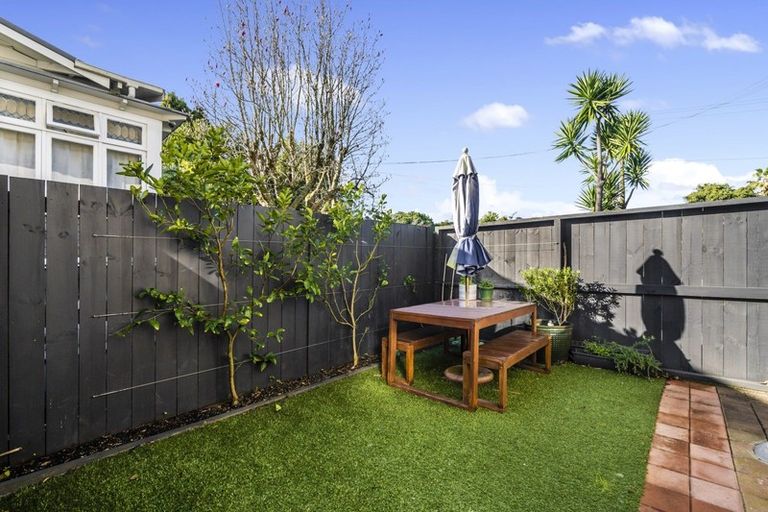 Photo of property in 3/9 Sylvan Avenue West, Mount Eden, Auckland, 1024