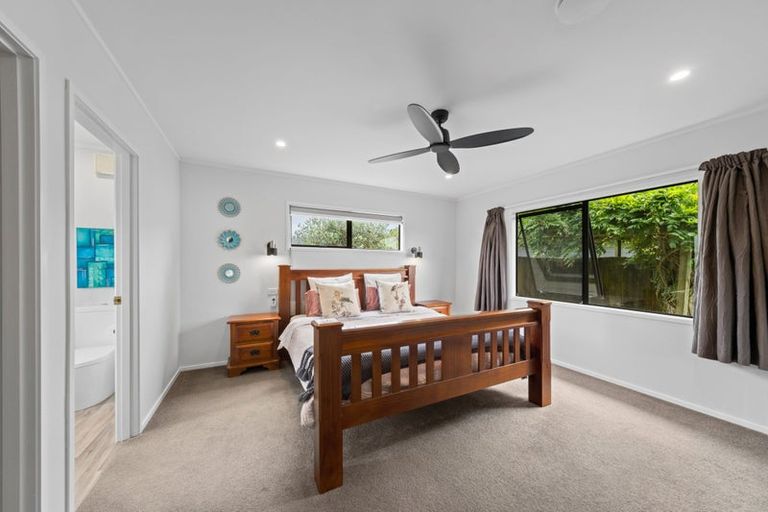 Photo of property in 1 Whitcombe Street, Lepperton, New Plymouth, 4373