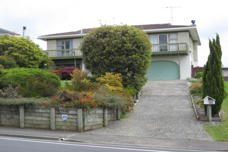 Photo of property in 1062 Whangaparaoa Road, Tindalls Beach, Whangaparaoa, 0930