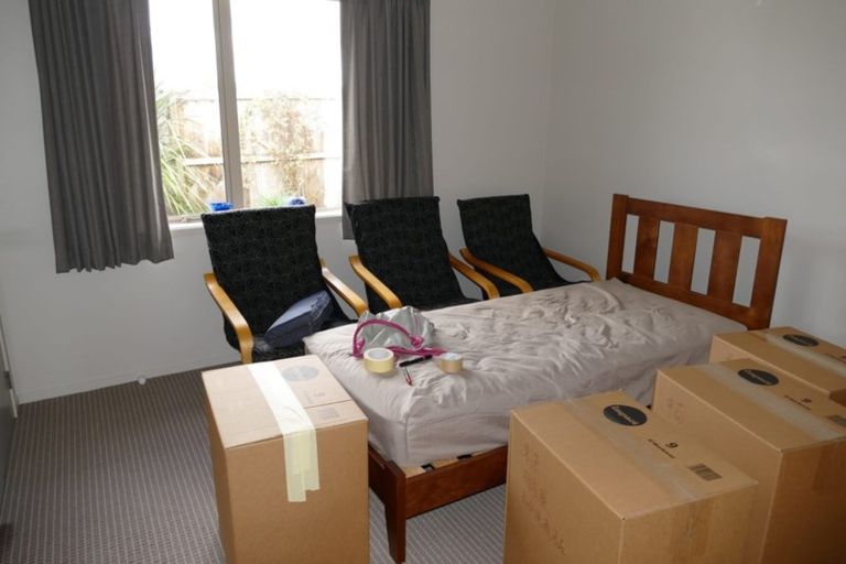 Photo of property in 5 Anna Lane, Glen Eden, Auckland, 0602