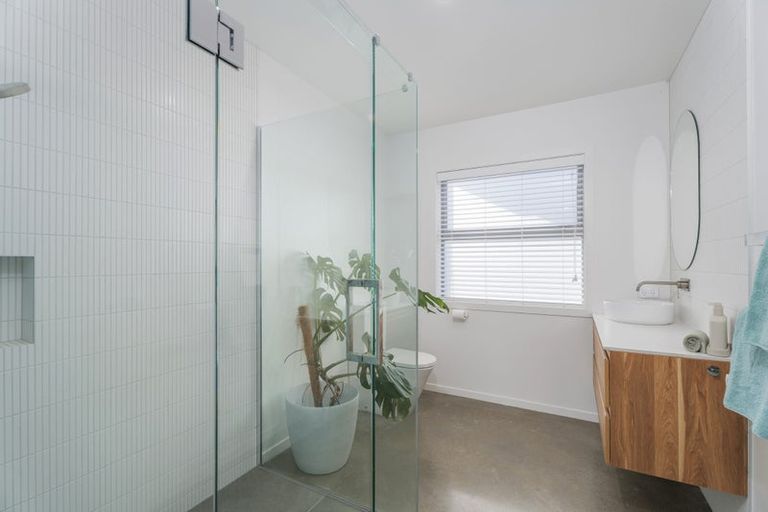 Photo of property in 8 Fred Harsant Drive, Cooks Beach, 3591