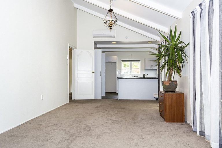 Photo of property in 26 Tokomaru Street, Welbourn, New Plymouth, 4312