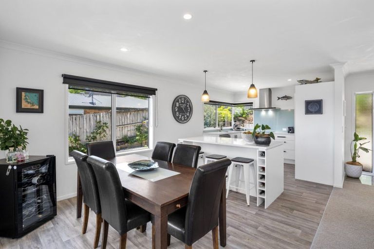 Photo of property in 35 Danny Place, Pyes Pa, Tauranga, 3112