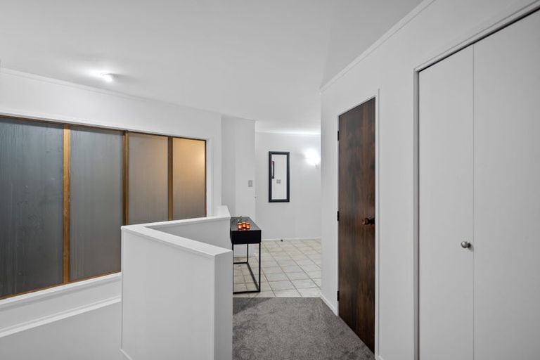 Photo of property in 34a Rawene Road, Birkenhead, Auckland, 0626