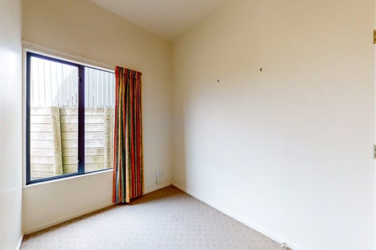 Photo of property in 6b Atamira Close, Churton Park, Wellington, 6037