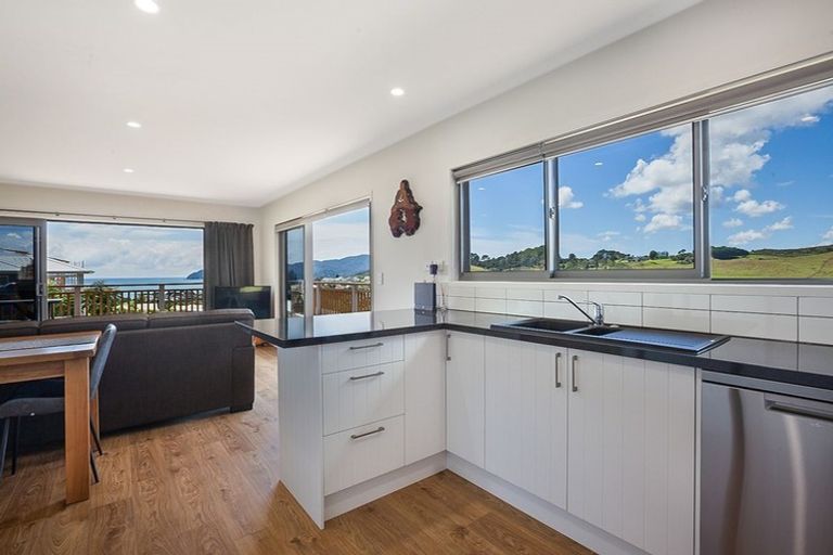 Photo of property in 17 Lori Lane, Coopers Beach, 0420