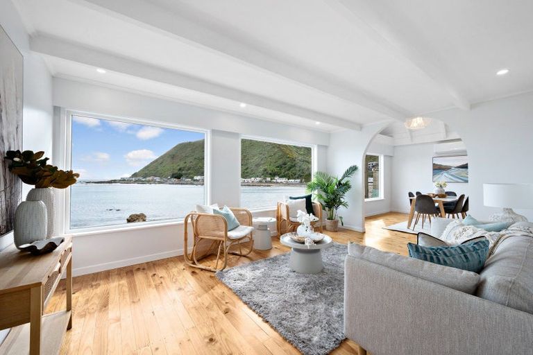 Photo of property in 30 Owhiro Bay Parade, Owhiro Bay, Wellington, 6023