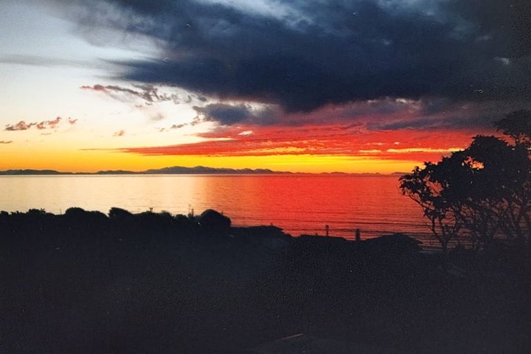 Photo of property in 15 Pingau Street, Paekakariki, 5034