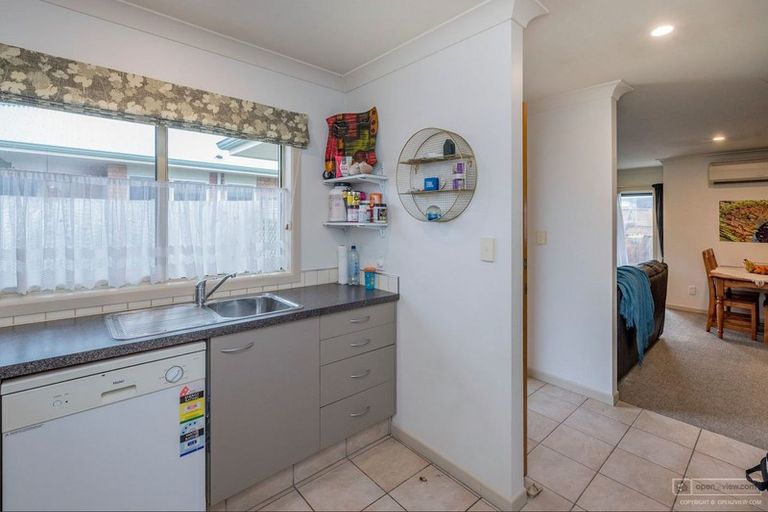 Photo of property in 20b Reeve Street, Levin, 5510