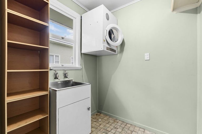 Photo of property in 2 Penny Lane, Lower Vogeltown, New Plymouth, 4310